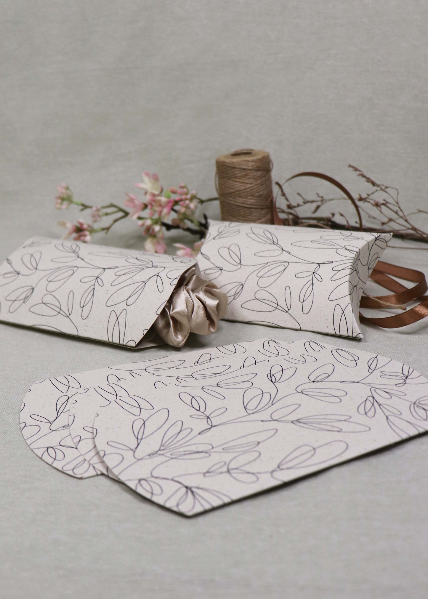 Pillowboxen Medium Lineart Blumen (5er-Set)